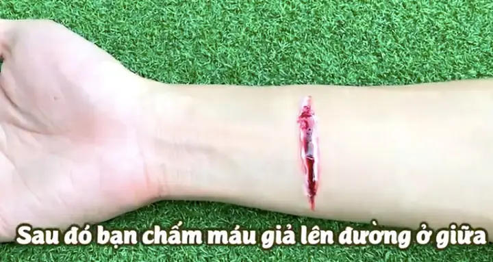 Cách Vẽ Máu Giả