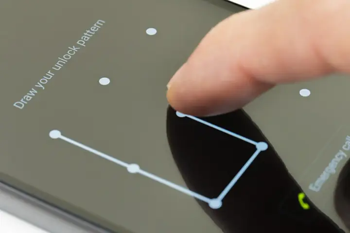 Cách Bẻ Khóa Samsung Vẽ