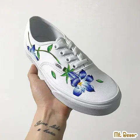 Cách Vẽ Lên Giày Vải
