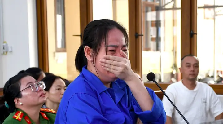 Cách Vẽ Mắt Người Khóc